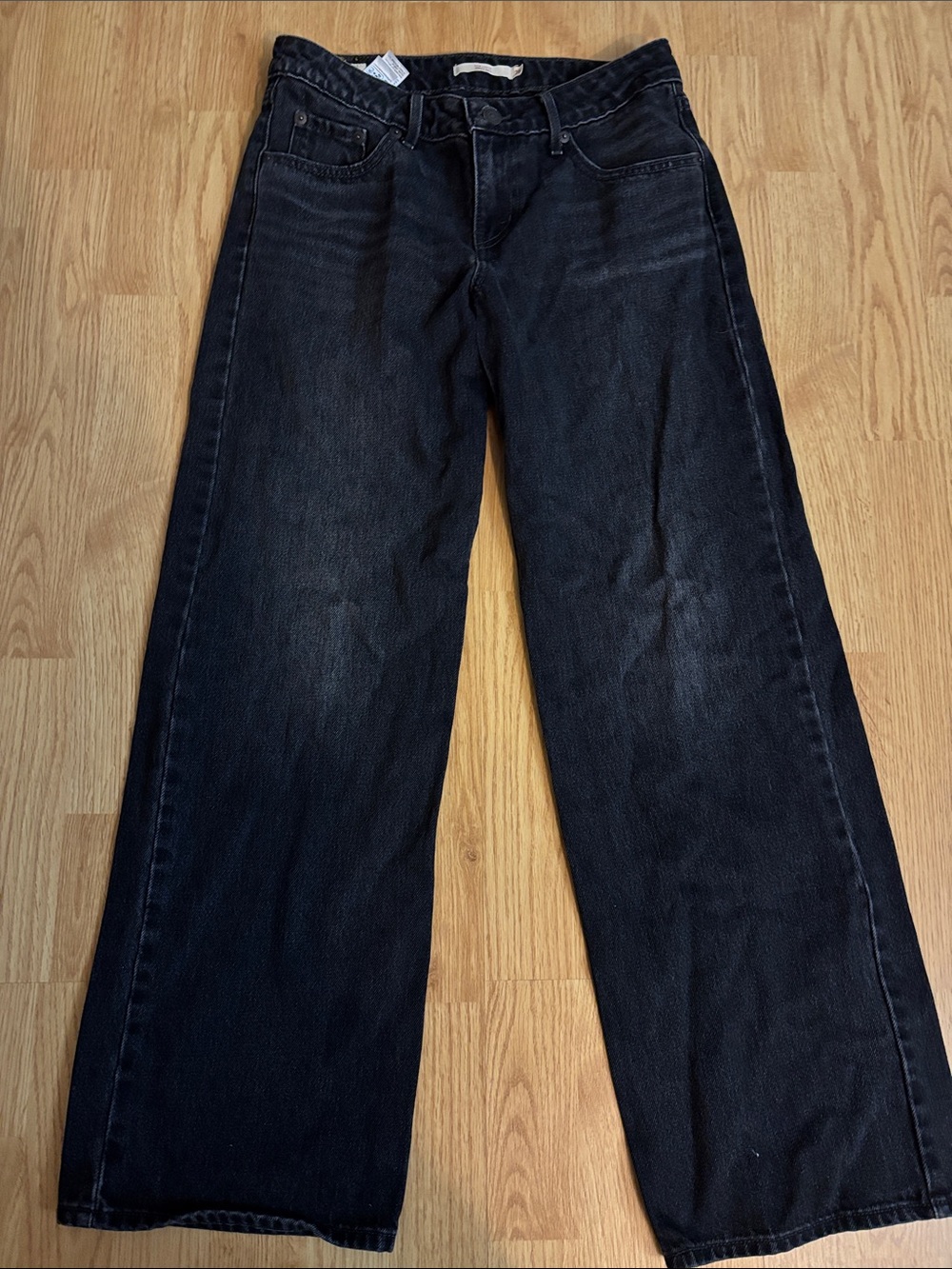Levi’s Low Loose Black Wash
